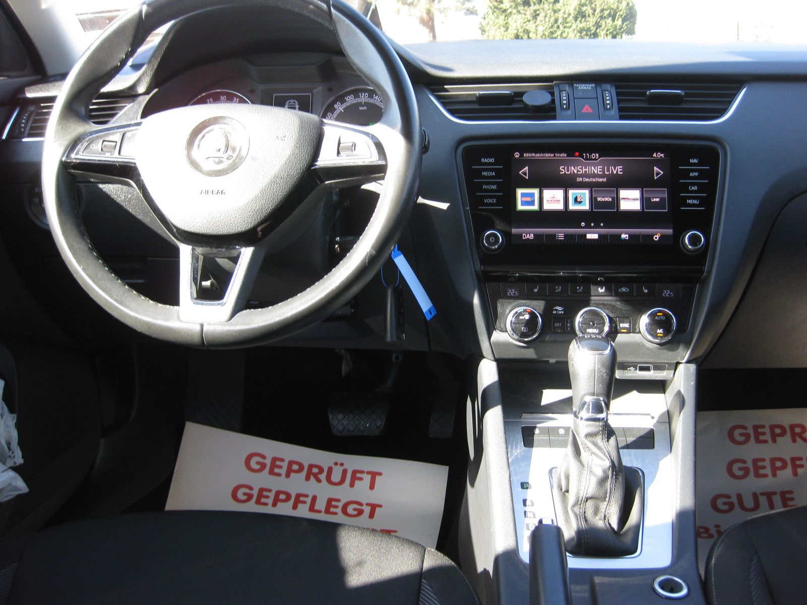 Skoda Octavia Combi - Samsaru's Car Outlet