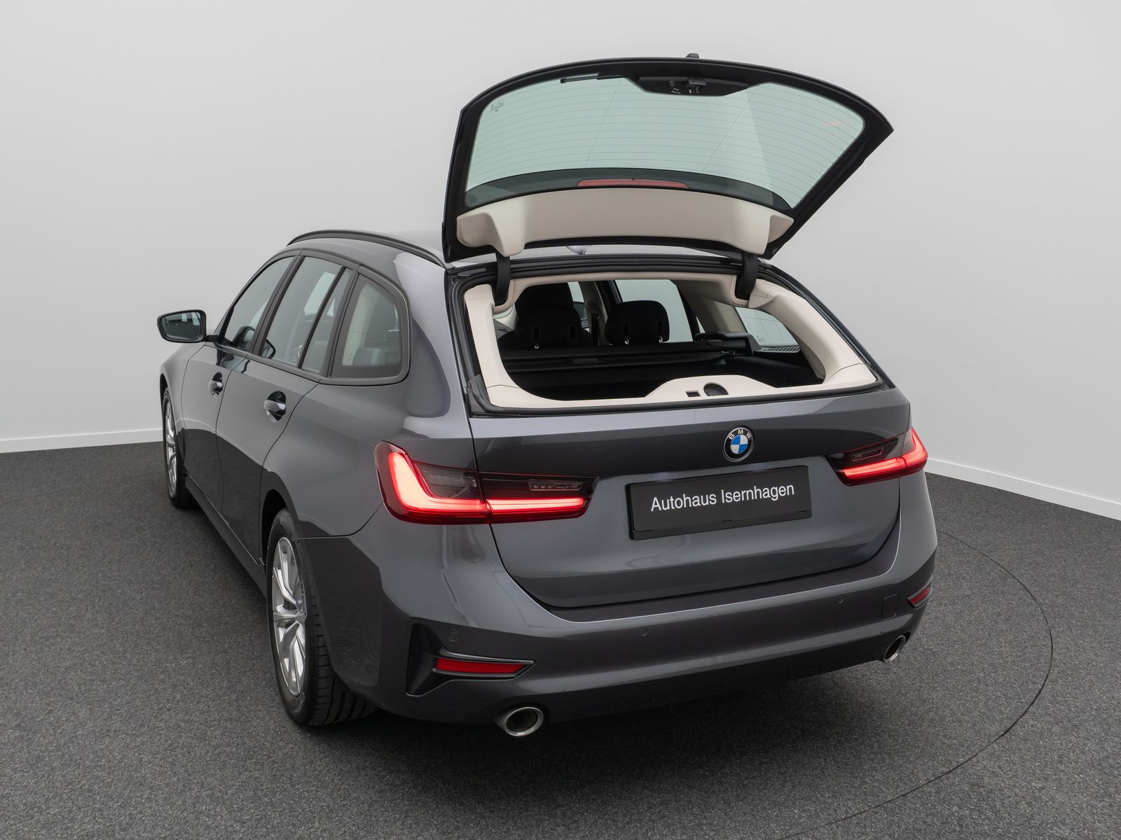 BMW 320d Advantage - Samsaru's Car Outlet