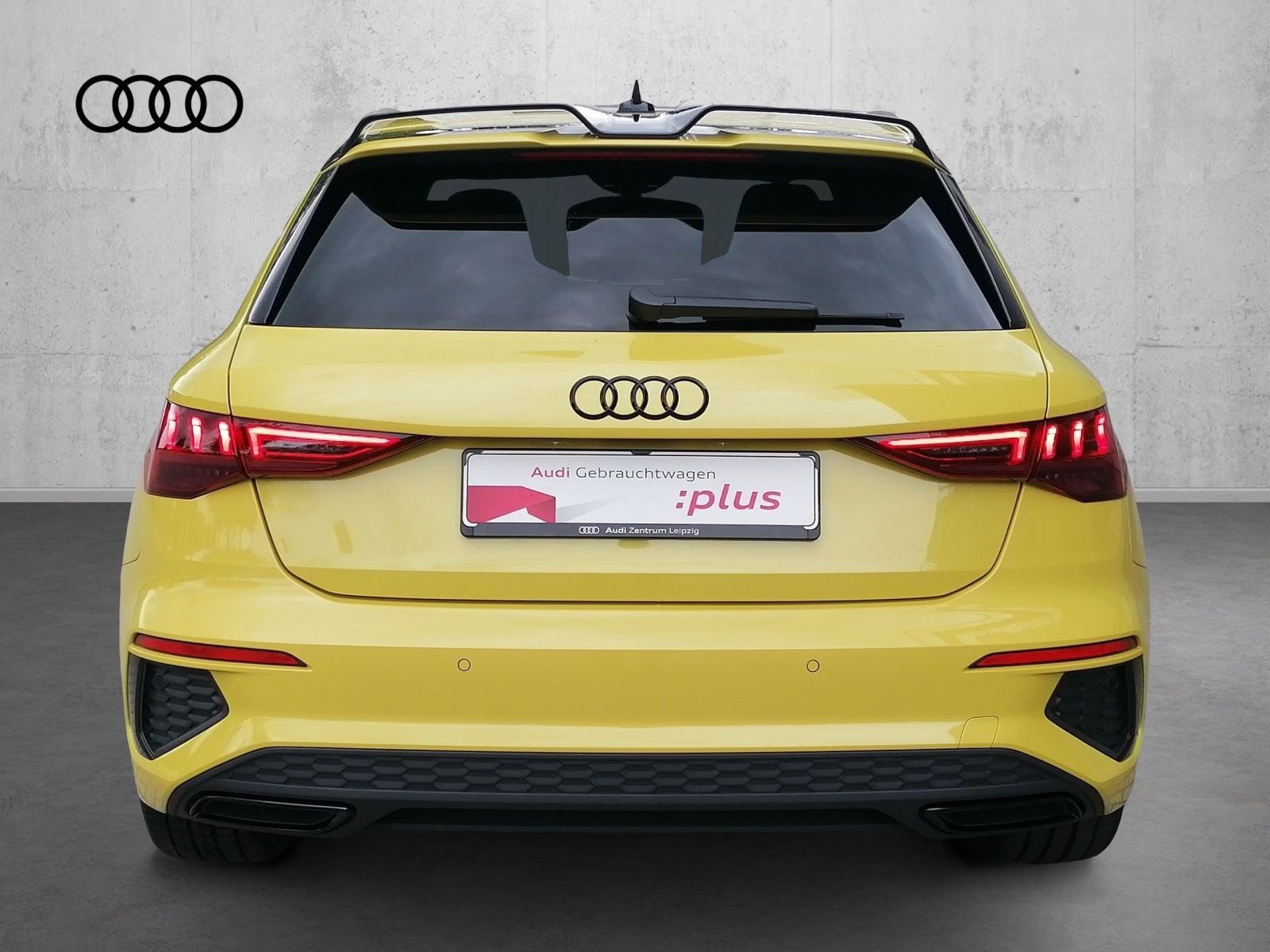 Audi A3 Sportback 35 TFSI S line - Samsaru's Car Outlet