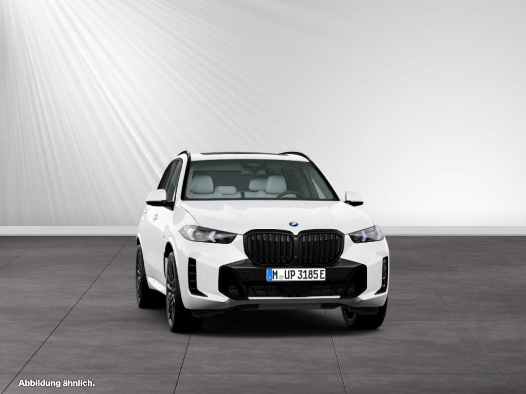BMW X5 xDrive50e M Sport Pro|AHK|Pano|22"LM