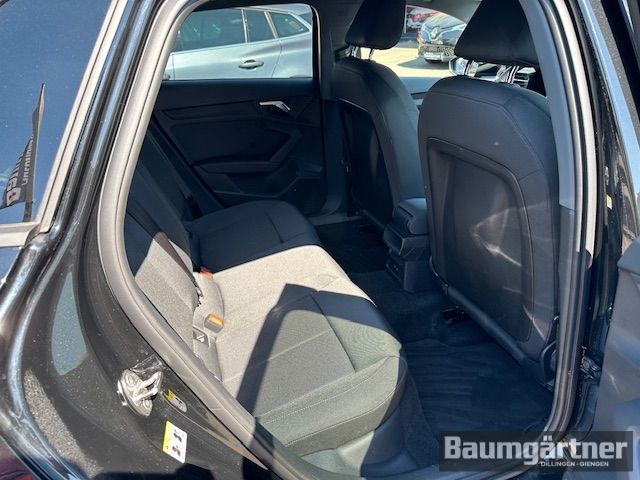 Audi A3 Sportback 35 TFSI S-Line S-Tronic ACC/PDC/LED