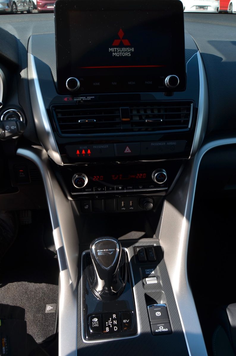 Mitsubishi Eclipse Cross 2.4 PHEV TOP 4WD LEDER ACC