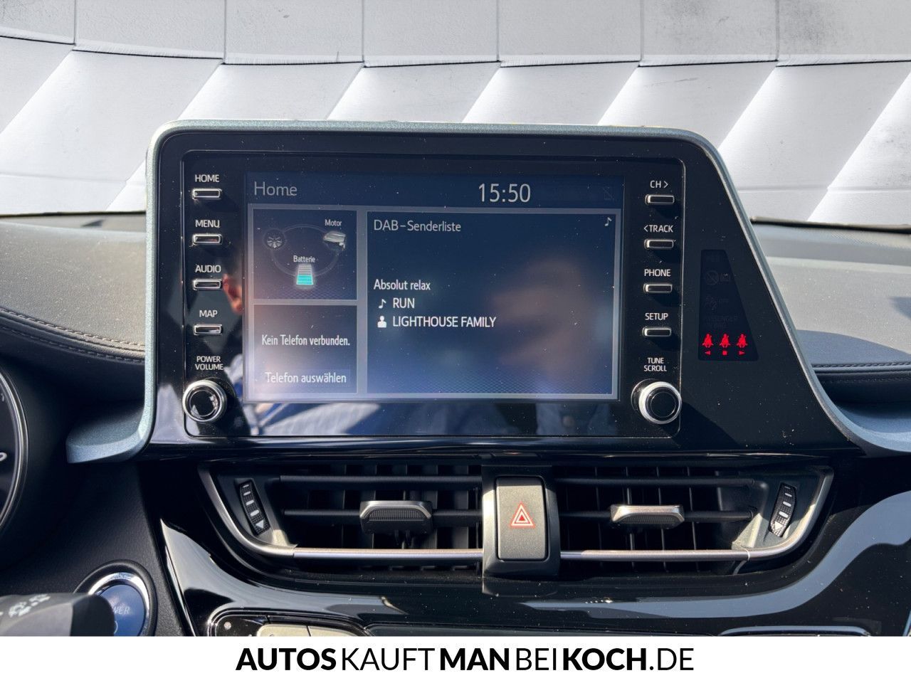 Toyota C-HR 2.0 Hybrid - Samsaru's Car Outlet