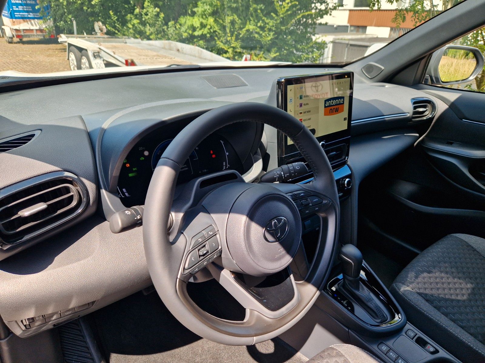 Toyota Yaris Cross 1,5-l-VVT-iE Teamplayer Safety P. V