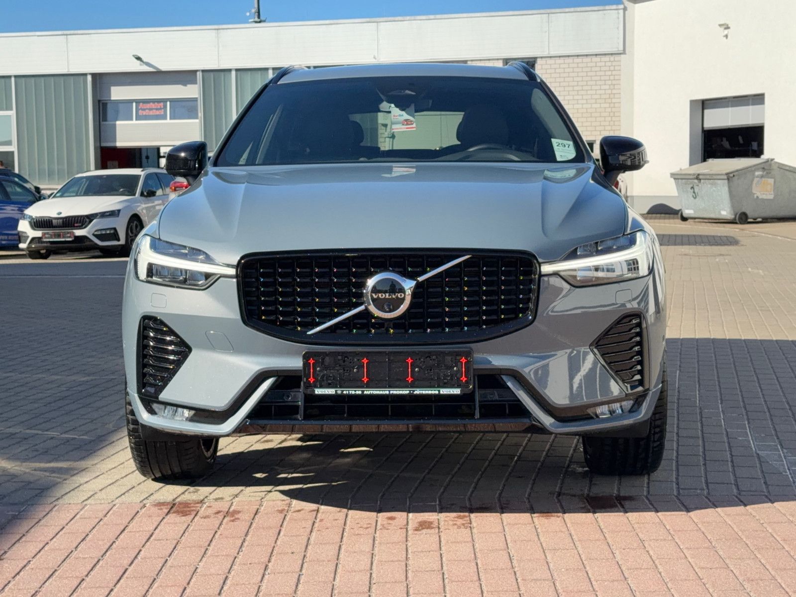 Volvo XC60 B4 B Plus Dark*H&K*360°*PANO*AHK*STHZG*
