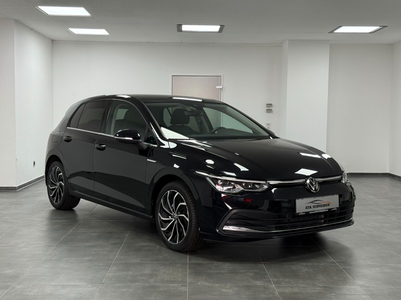 Volkswagen Golf 2.0 TSI/ACC/PANO/KAM/STHZ/AHK/MATRIX/AHK