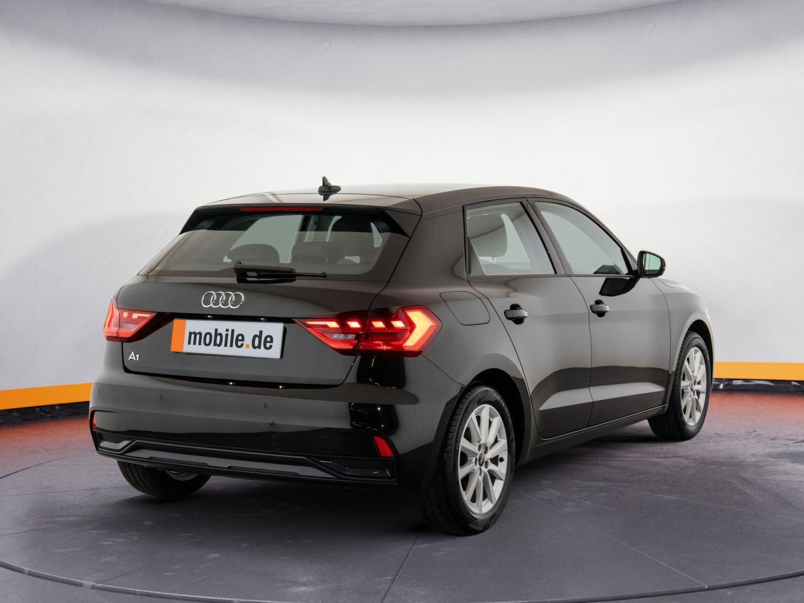 Audi A1 Sportback 25 TFSI Advanced - Samsaru's Car Outlet