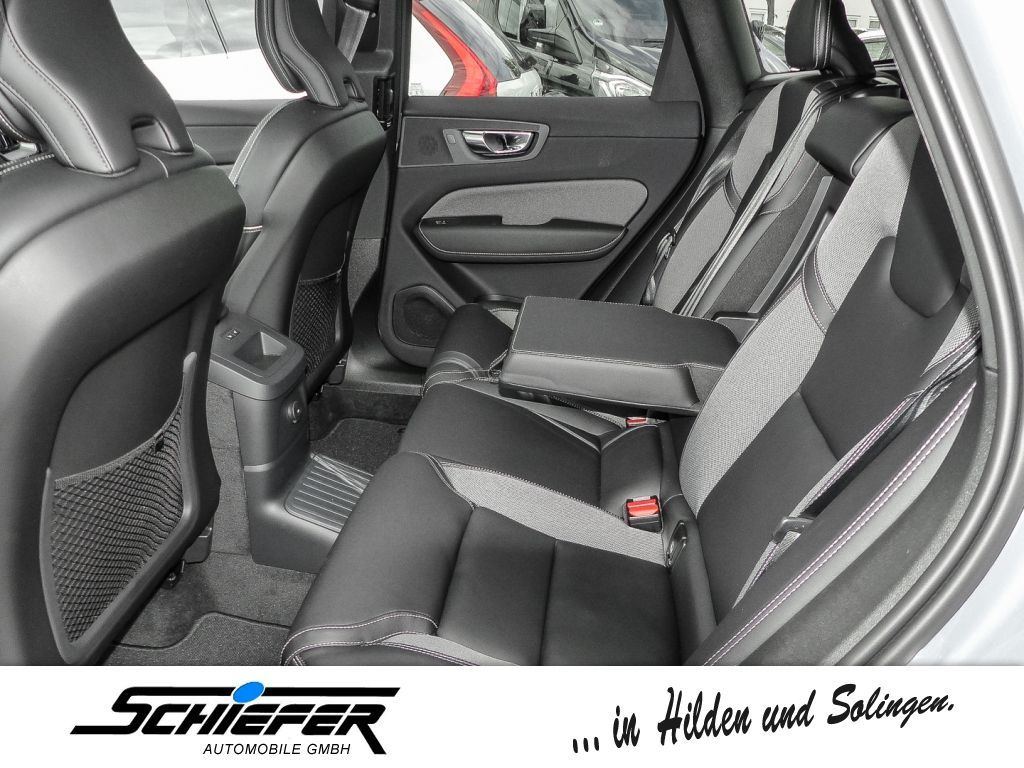 Volvo XC60 T6 AWD Recharge Plus Dark (2017)