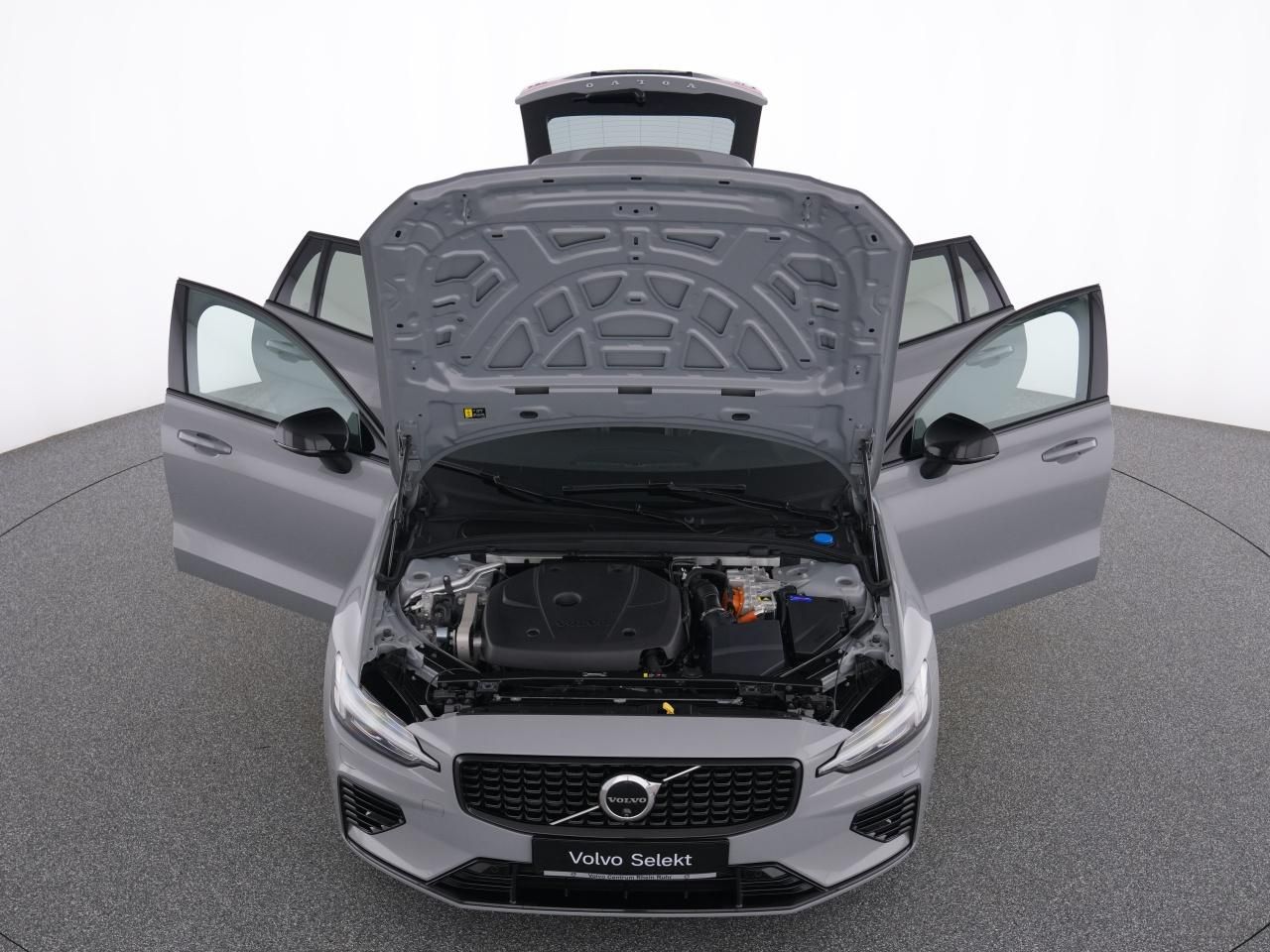 Volvo V60 T6 Recharge AWD PlusDark+AHK+360°+STANDHZ+LM
