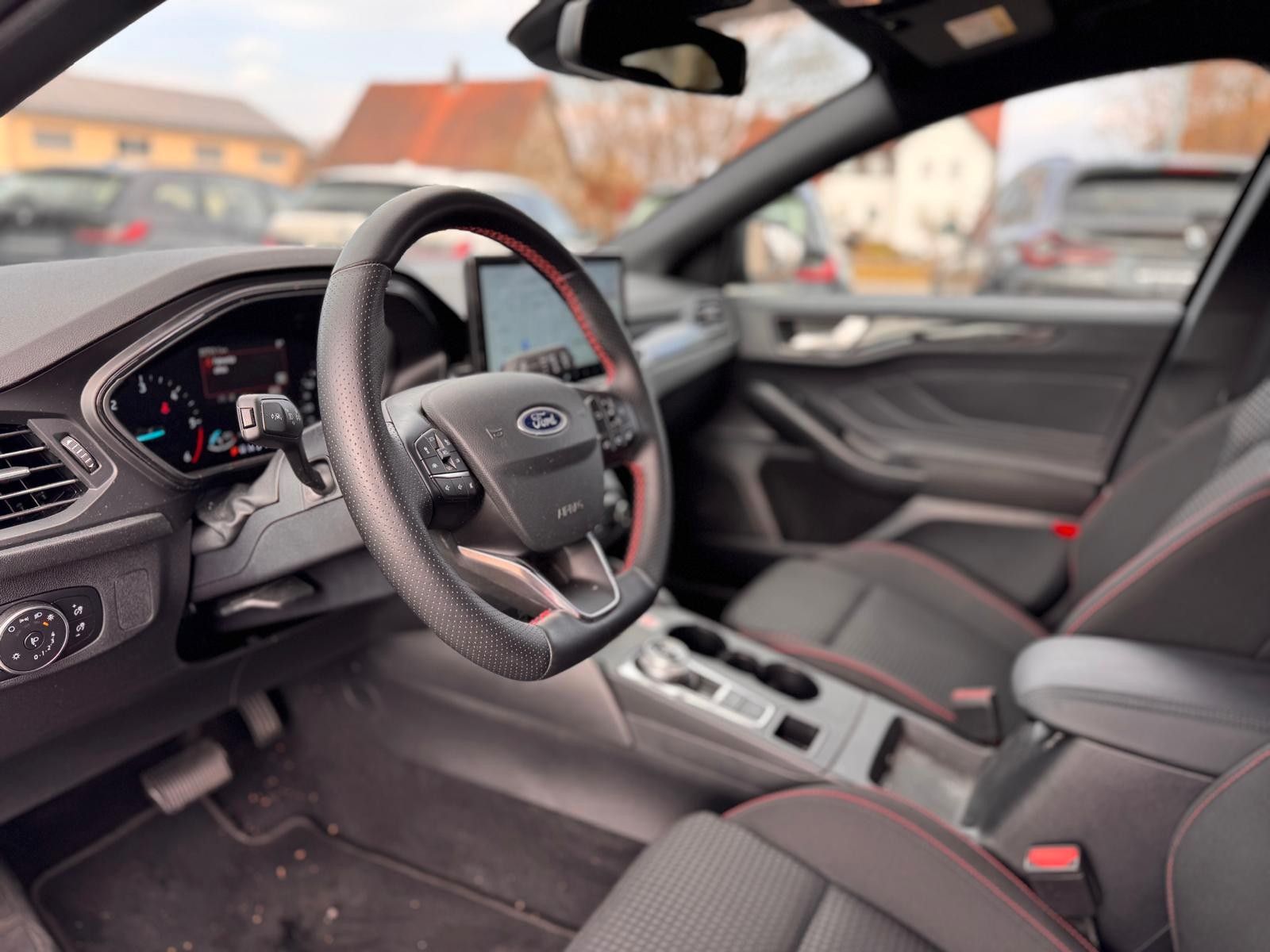 Ford Focus St-Line 1.5 Turnier ABSTEMP. KAMERA NAVI