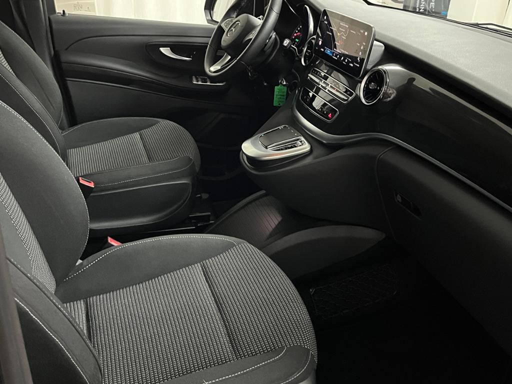 Mercedes-Benz V250d k EditionSport - Samsaru's Car Outlet