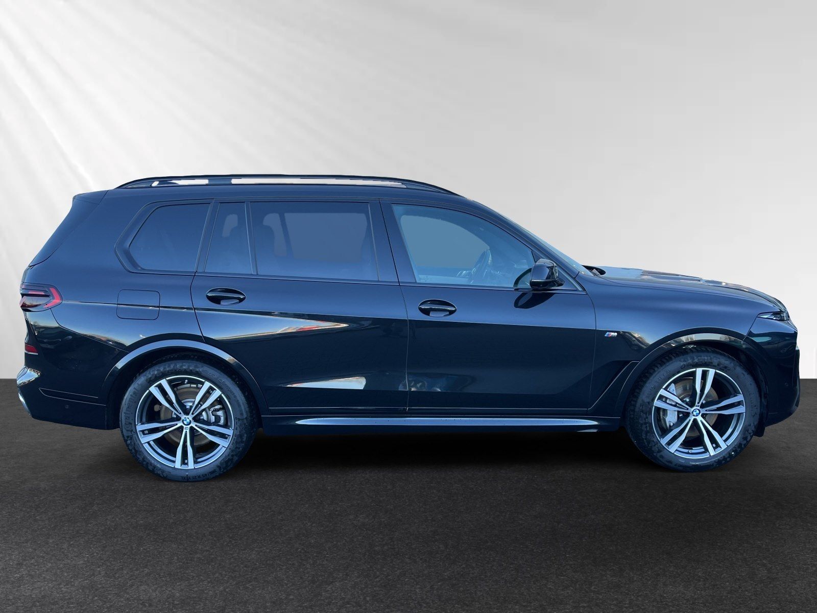 BMW X7 xDrive40d Inkl. € 1.190 Zubehörbonus* M Sport