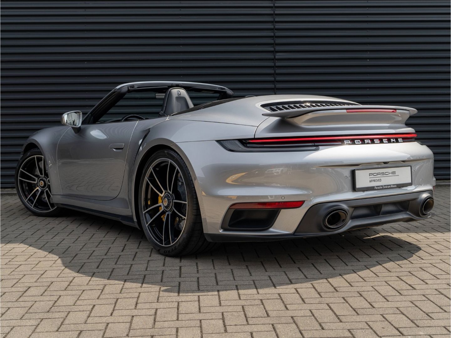 Porsche 911 Turbo S Cabriolet PASM -10mm  InnoDrive uvm.