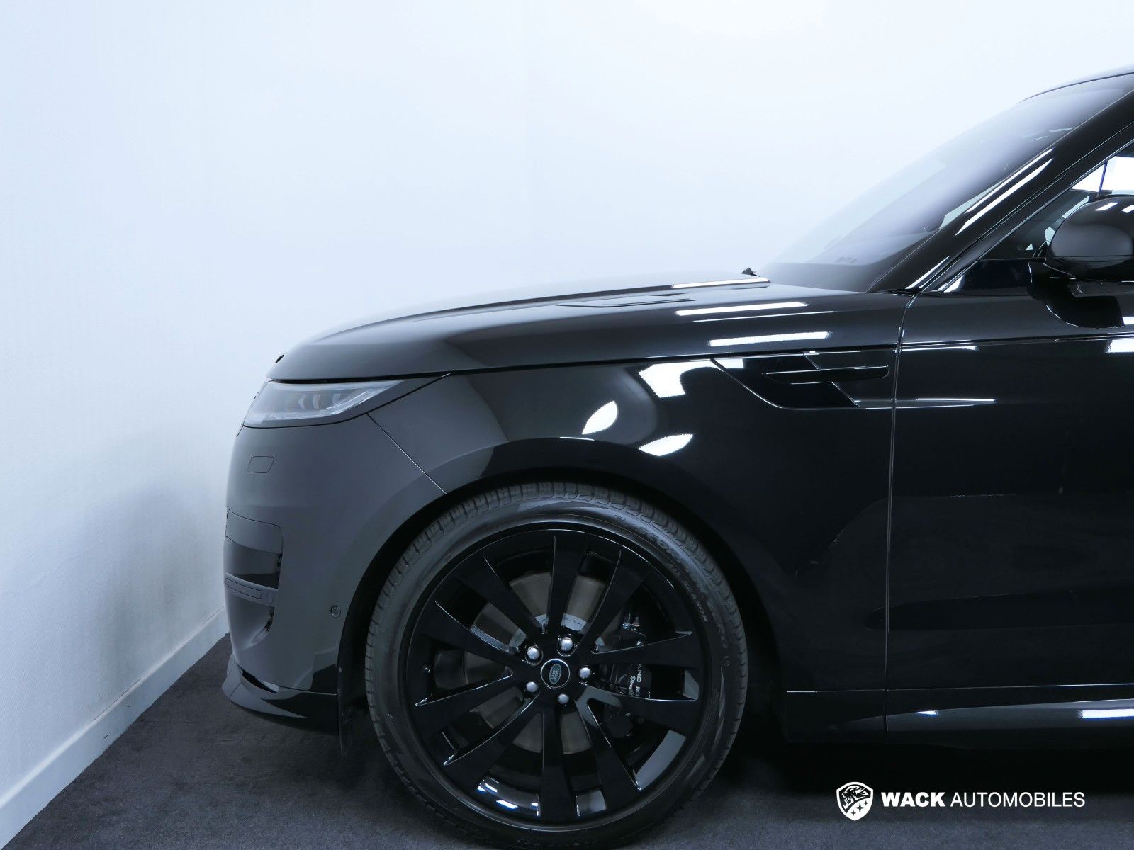 Range Rover Sport First Edition Hybrid - Samsaru's Car Outlet