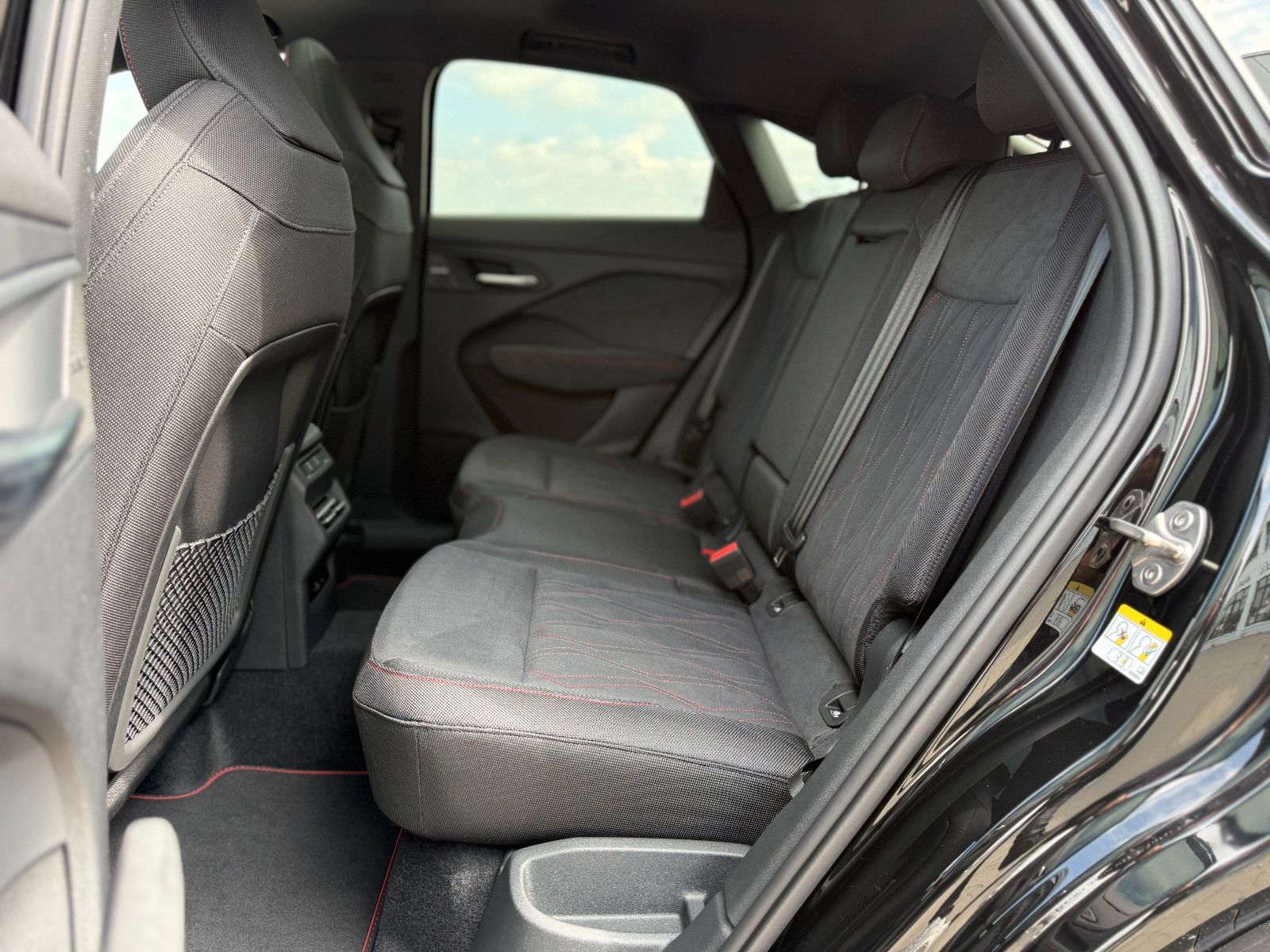 Audi Q3 Sportback S-LINE quattro+AHK+PANO+SONOS