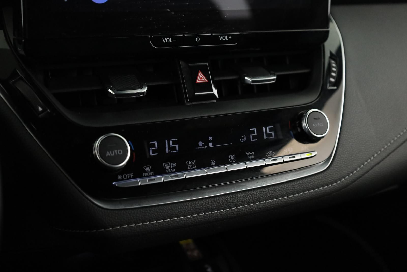 Toyota Corolla Touring Sports 2.0 CVT Team D Navi Kam