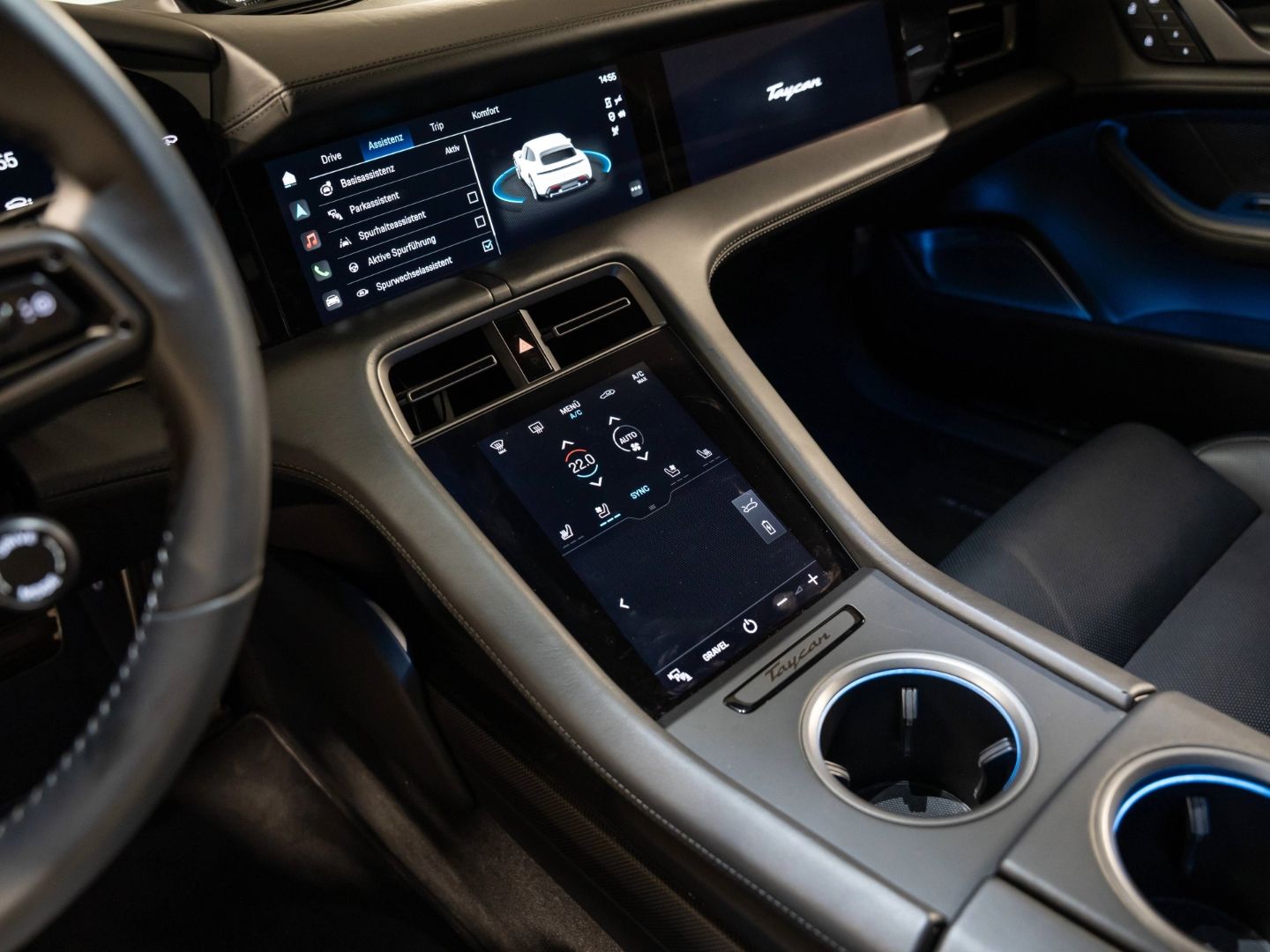 Porsche Taycan Turbo S Cross Turismo HeadUp InnoDrive