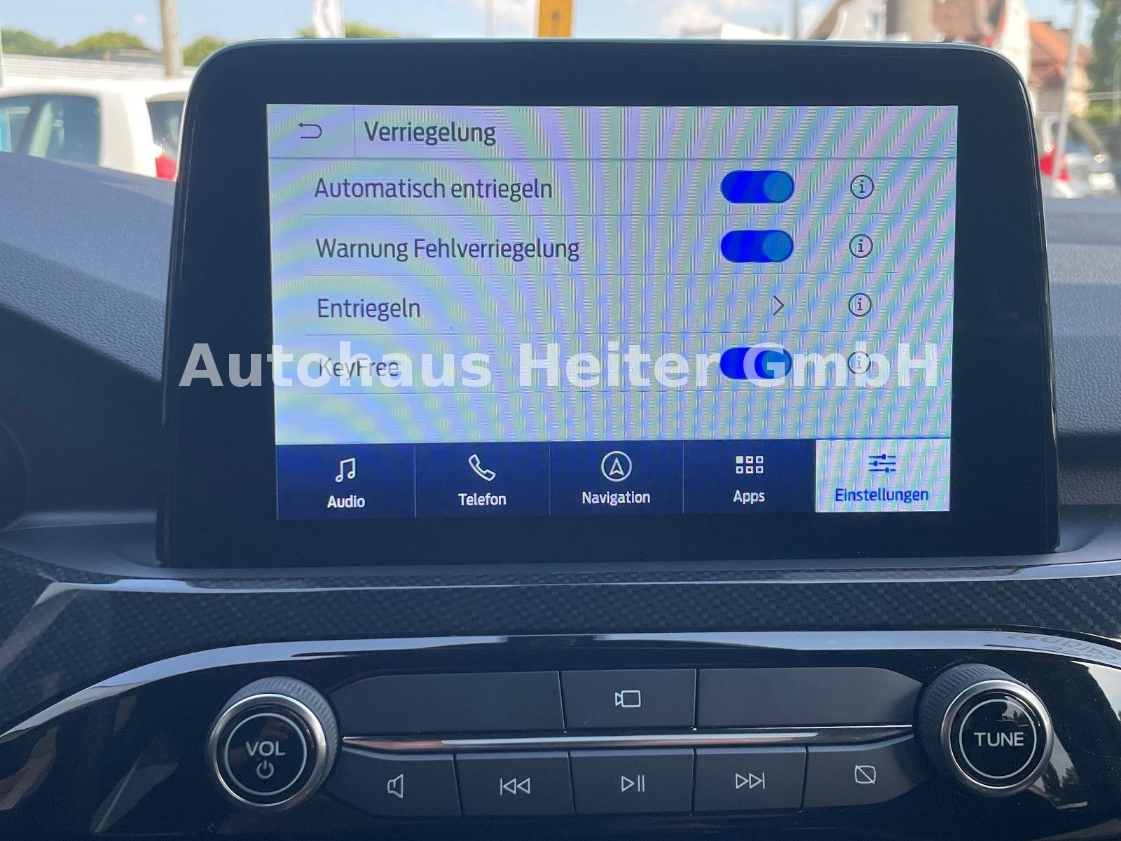 Ford Kuga PHEV ST-Line X - Samsaru's Car Outlet
