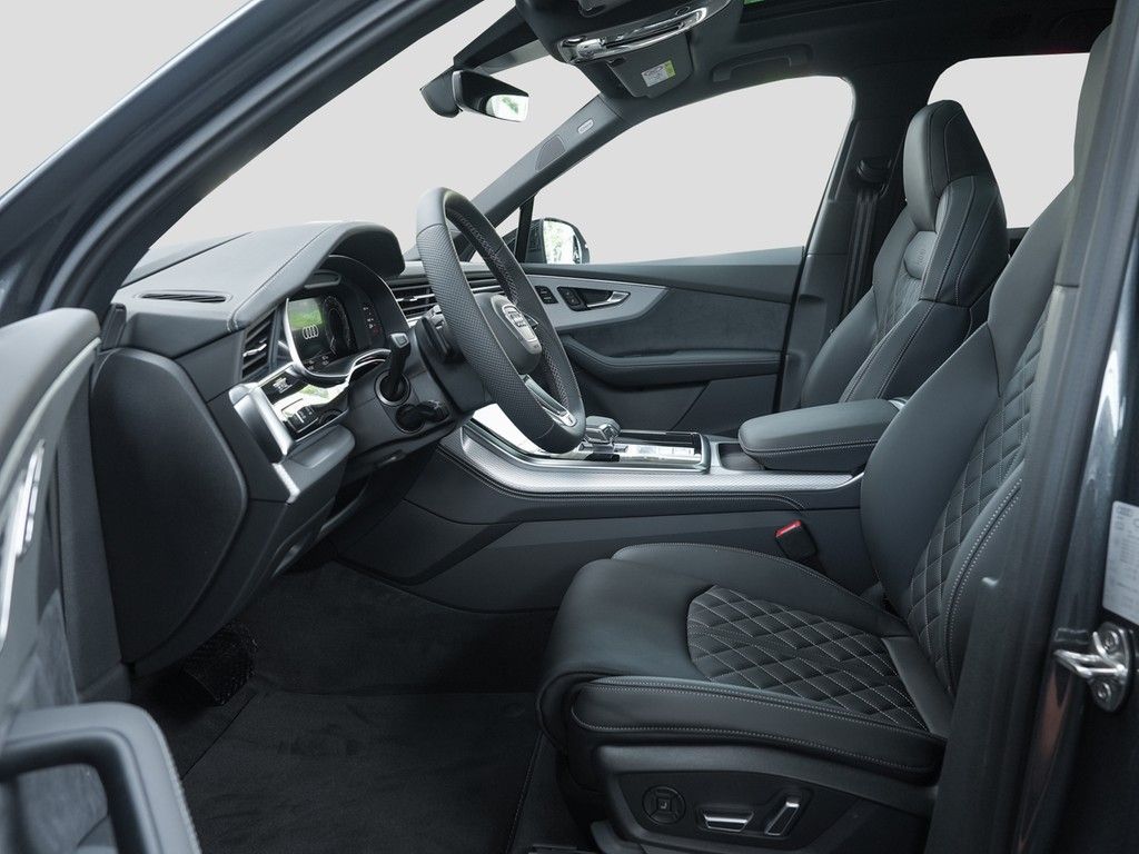 Audi Q7 60 TFSIe quattro S line