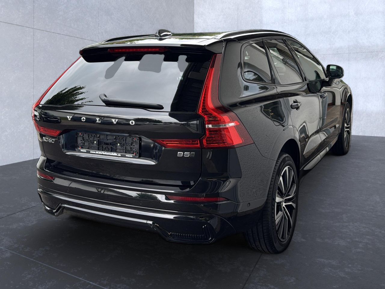 Volvo XC 60 Ultimate Dark AWD Bluetooth Navi LED Klima