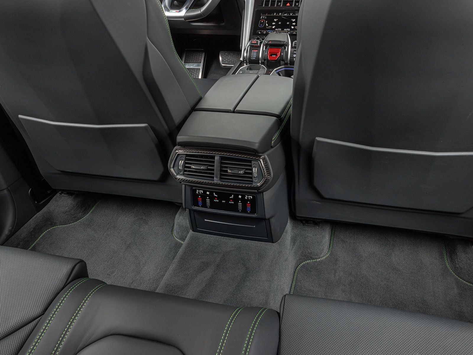 Lamborghini Urus - Samsaru's Car Outlet