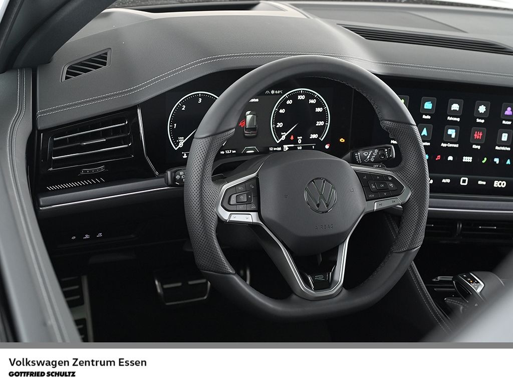 Volkswagen Touareg R-Line 3.0 TDI 4Motion Pano Leder Standh