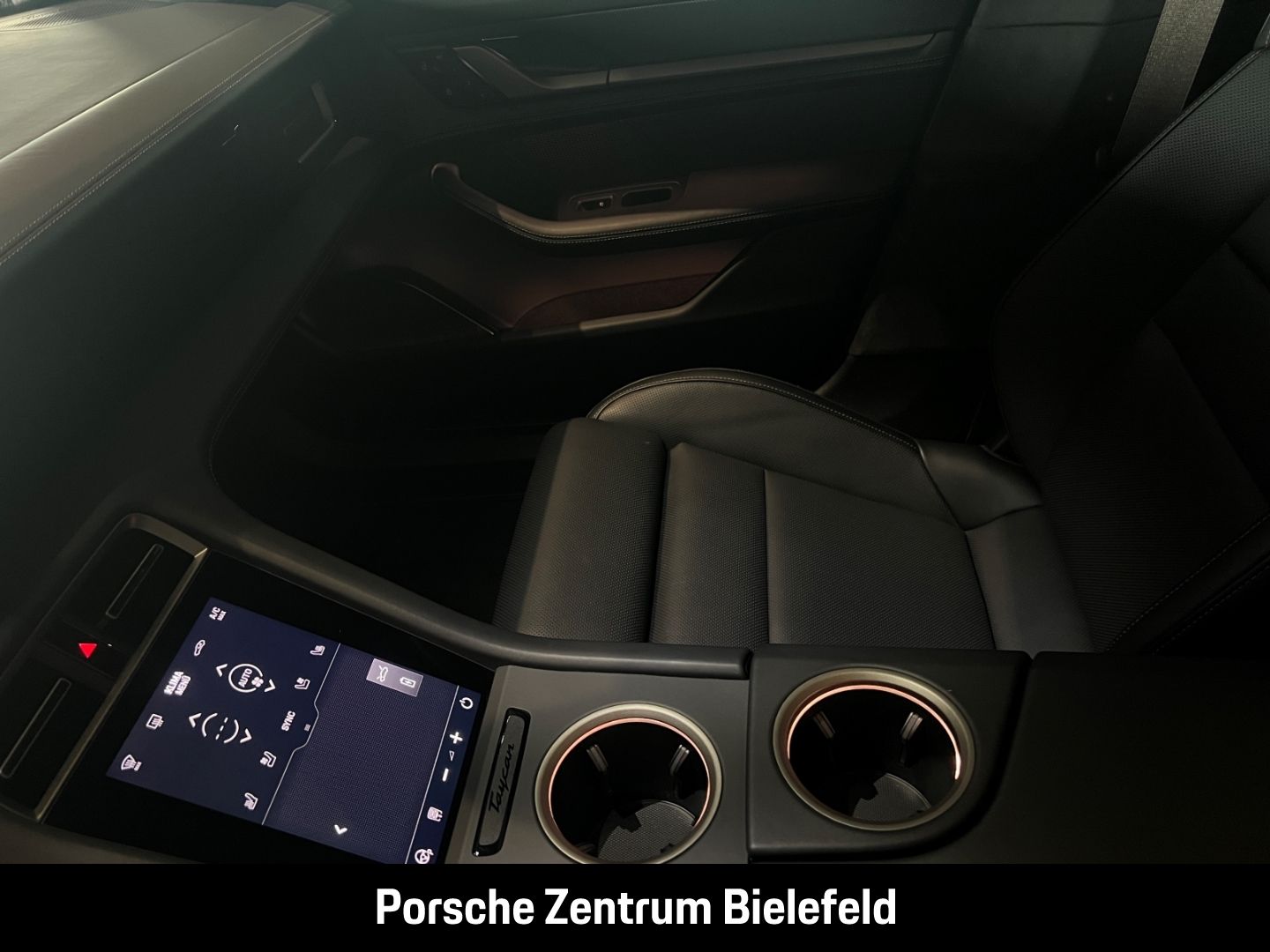Porsche Taycan Turbo S Cross Turismo Burmester LED