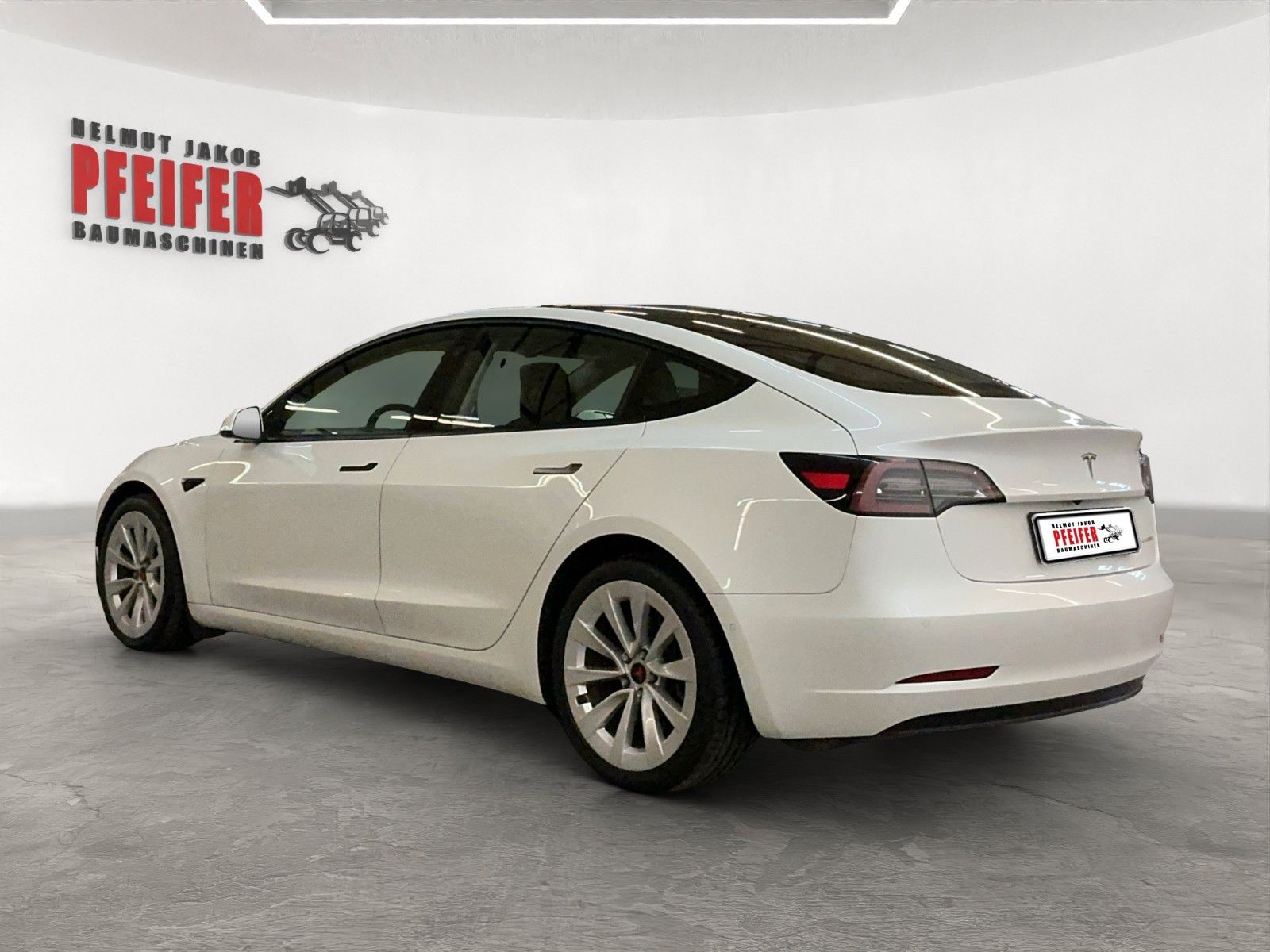 Tesla Model 3 Dual Motor Full *Self Driving*