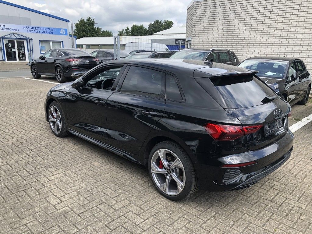 Audi A3 Sportback 45 TFSI e 2xS line - Samsaru's Car Outlet