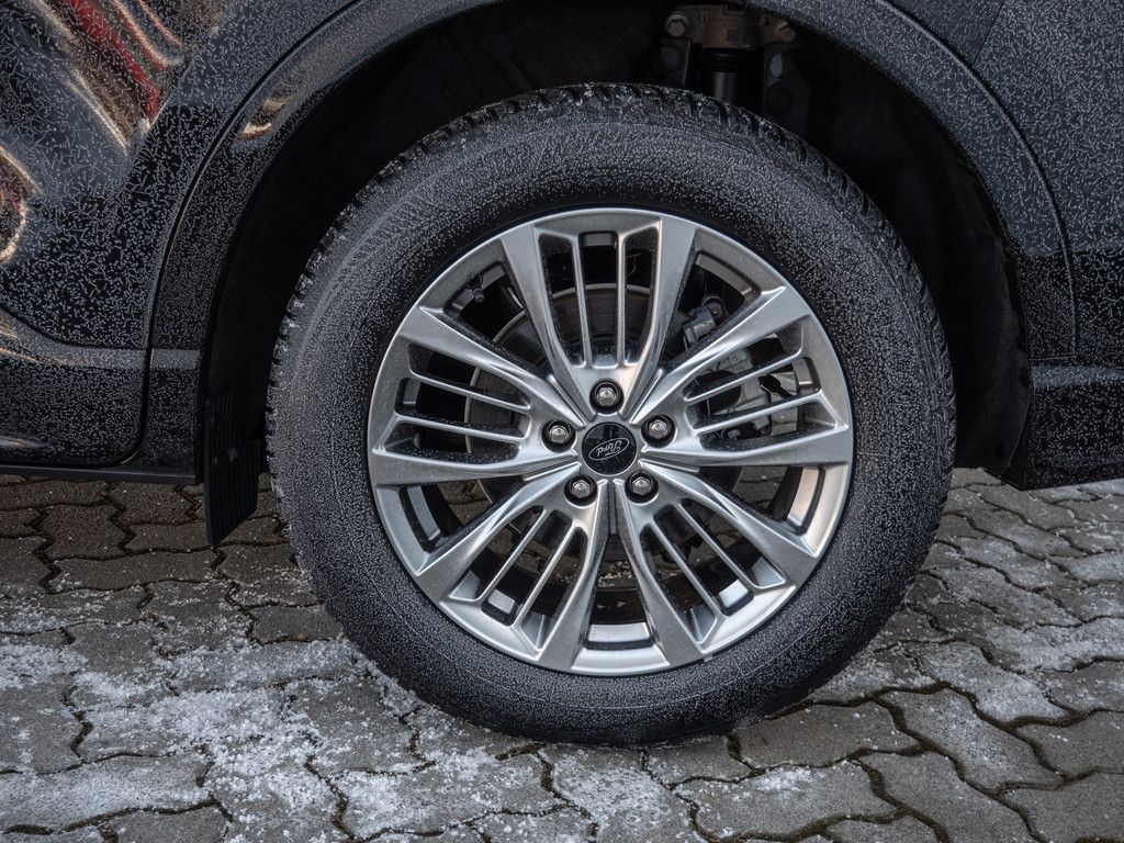 Ford KUGA VIGNALE - Samsaru's Car Outlet