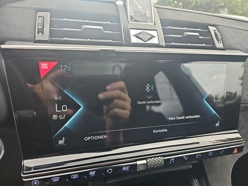 DS Automobiles DS 7 Crossback E-Tense 225 Performance Line +