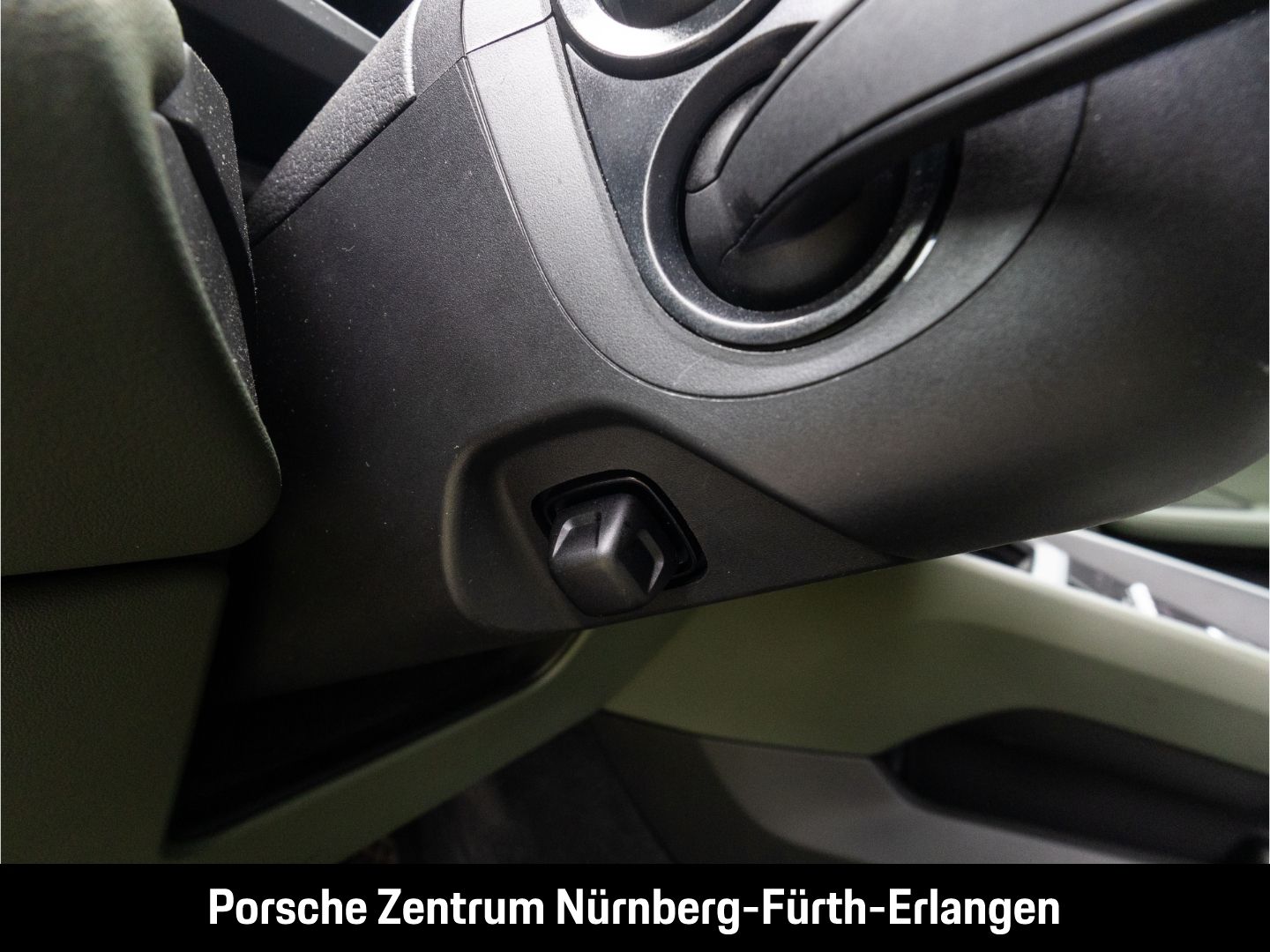 Porsche Macan 4 BOSE SportChrono Panoramadach Abstandsre