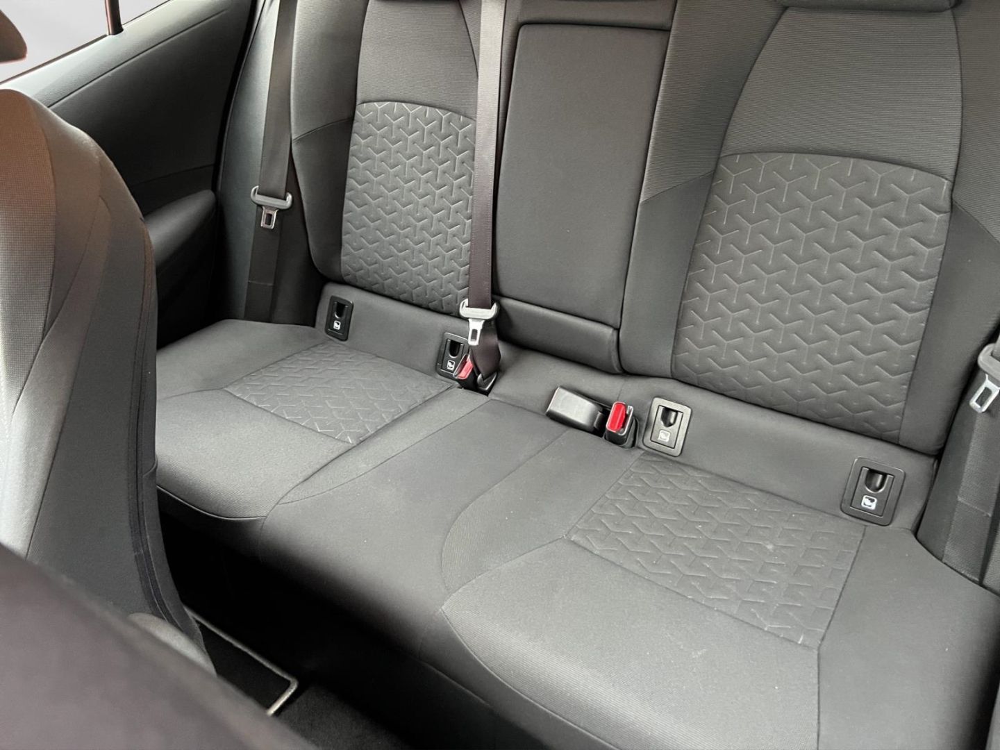 Toyota Corolla 1.8 Hybrid Club - Samsaru's Car Outlet