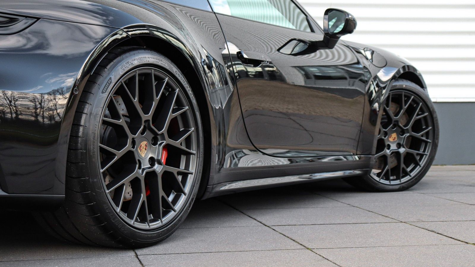 Porsche 911 992.2 Carrera 4 GTS Coupé,Lift,BOSE,Schiebe