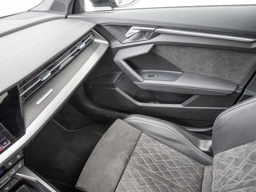 Audi A3 Sportback 40TFSI S line MATRIX NAVI PANORAMA