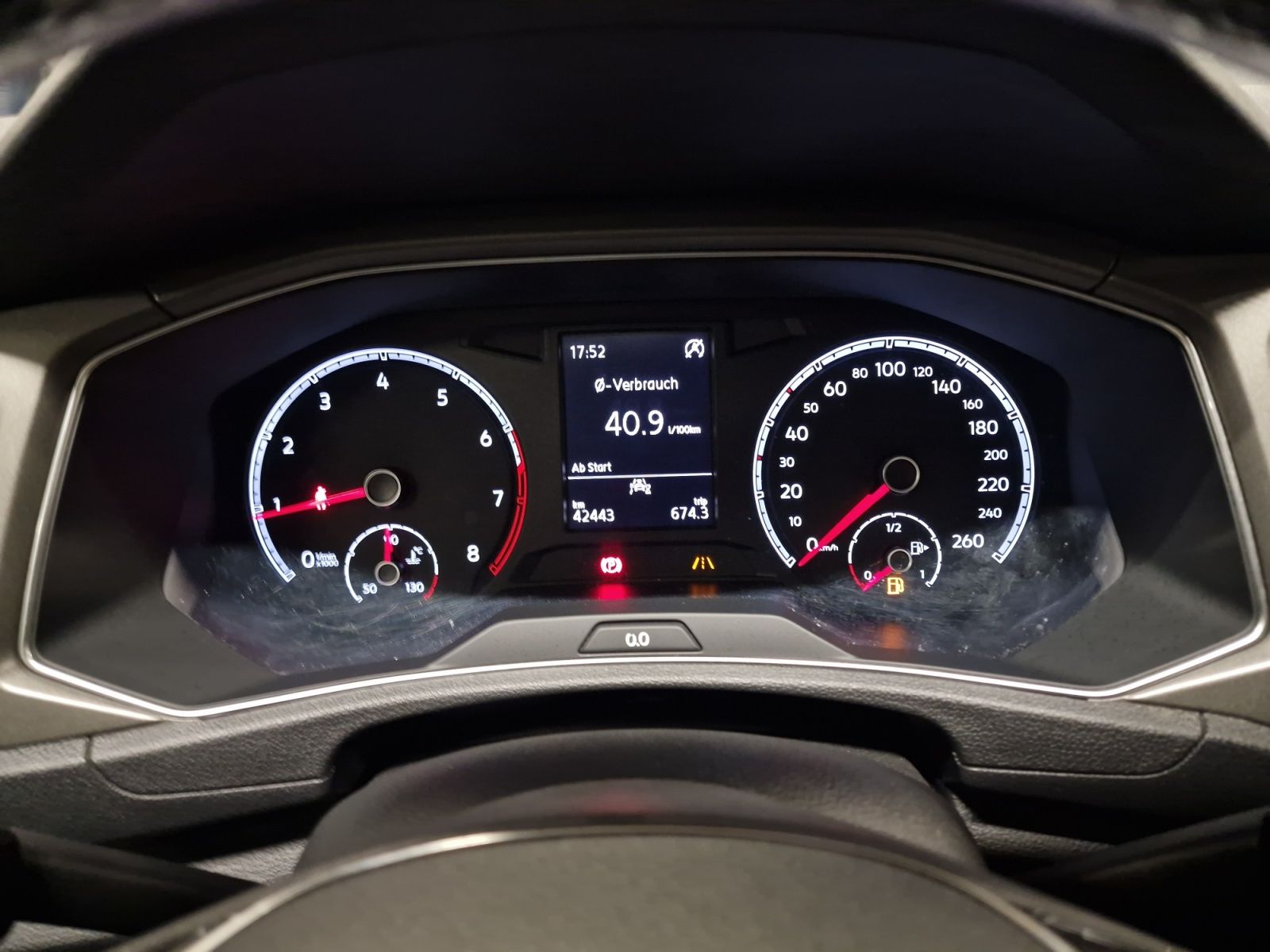 Volkswagen T-Roc 1.0 TSI Style - Samsaru's Car Outlet