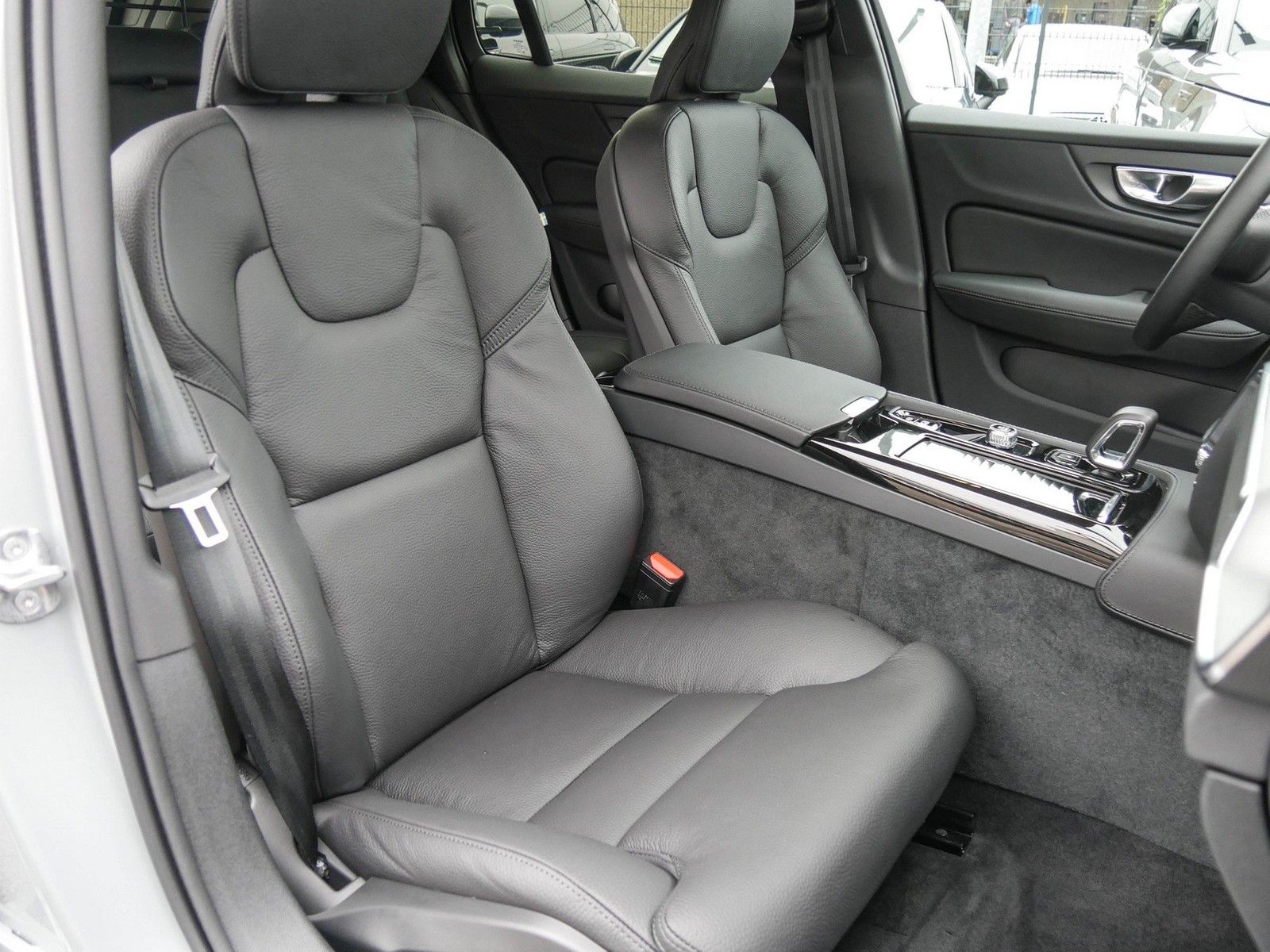 Volvo V60 T6 Plus Dark AWD Harman/Kardon, Memory, Lich