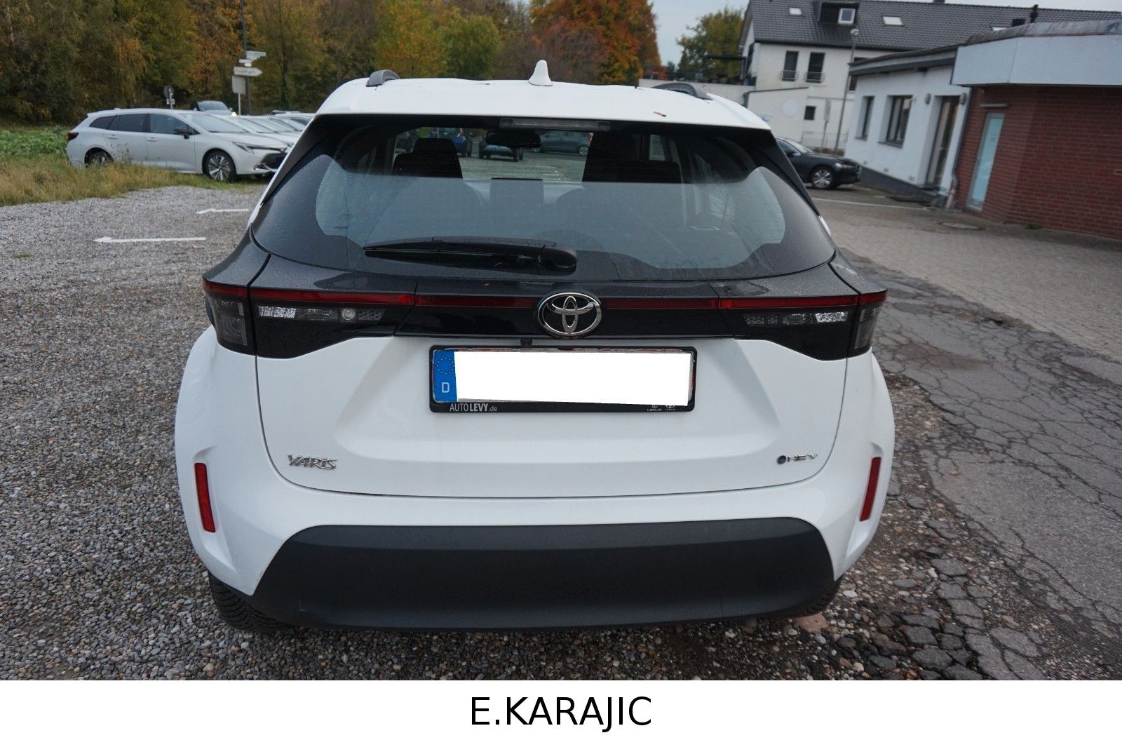 Toyota Yaris Cross Hybrid FWD Business Edition