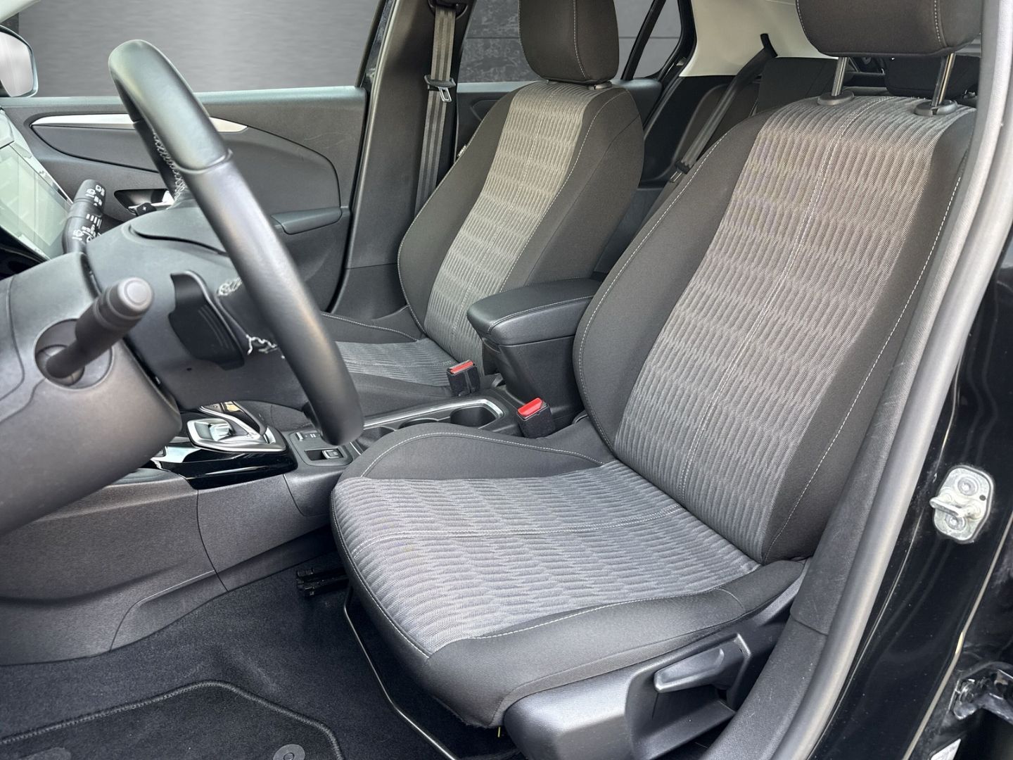 Opel Corsa Edition - Samsaru's Car Outlet