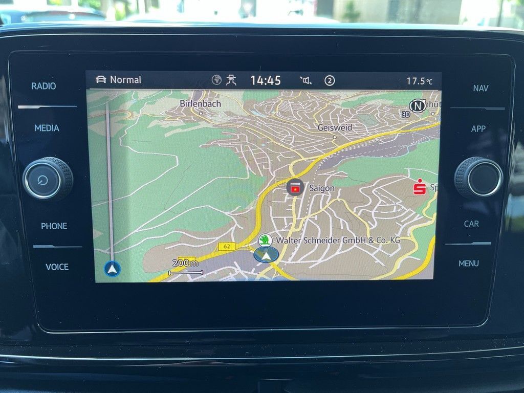 Volkswagen T-Roc 1.0 TSI R-Line Black - Samsaru's Car Outlet