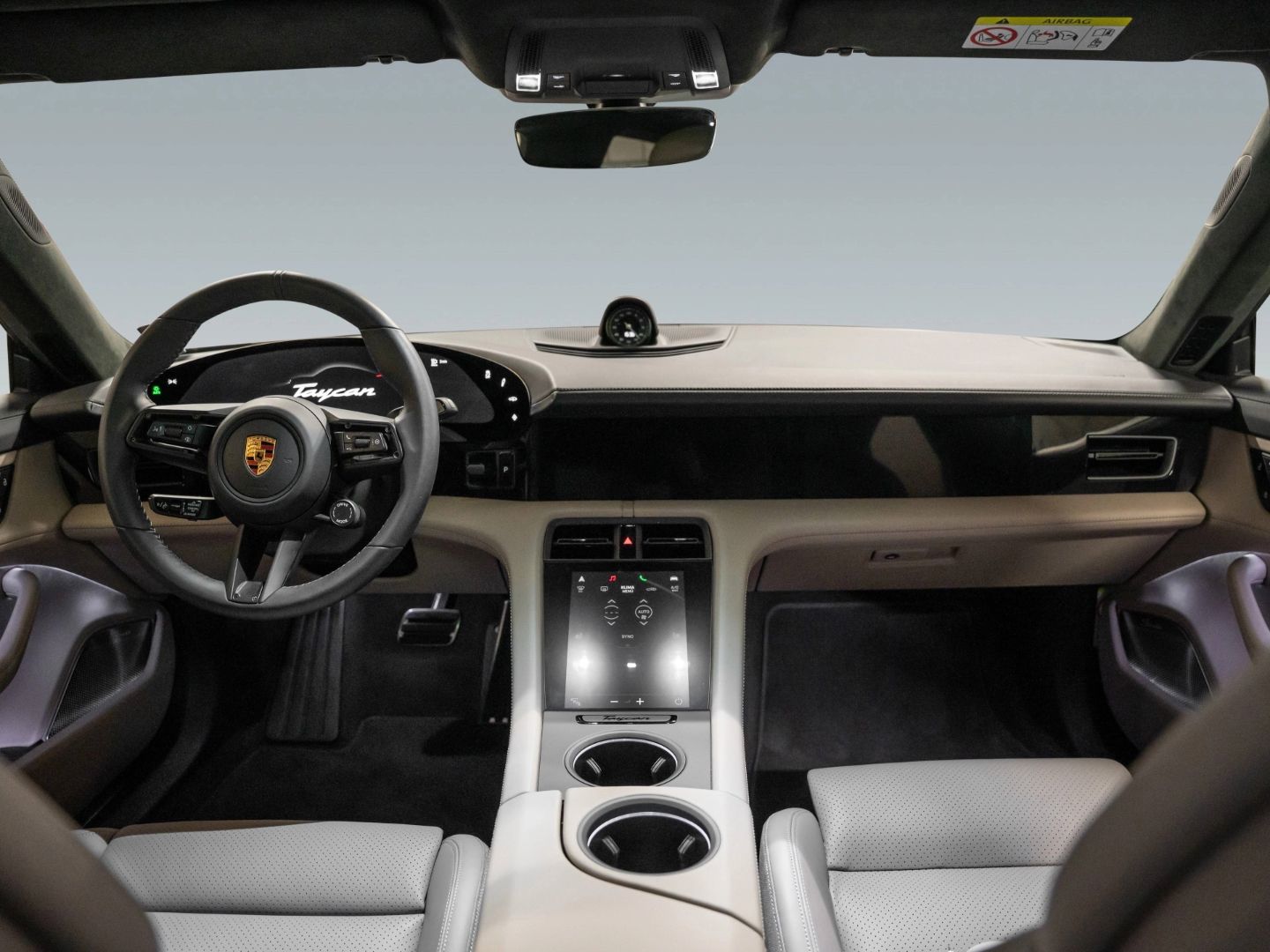 Porsche Taycan GTS InnoDrive Burmester Beifahrerdisplay