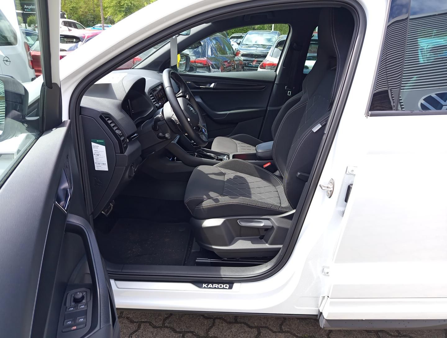 Skoda Karoq Sportline 4x4 2.0 TSI AHK*CANTON-SOUND*360