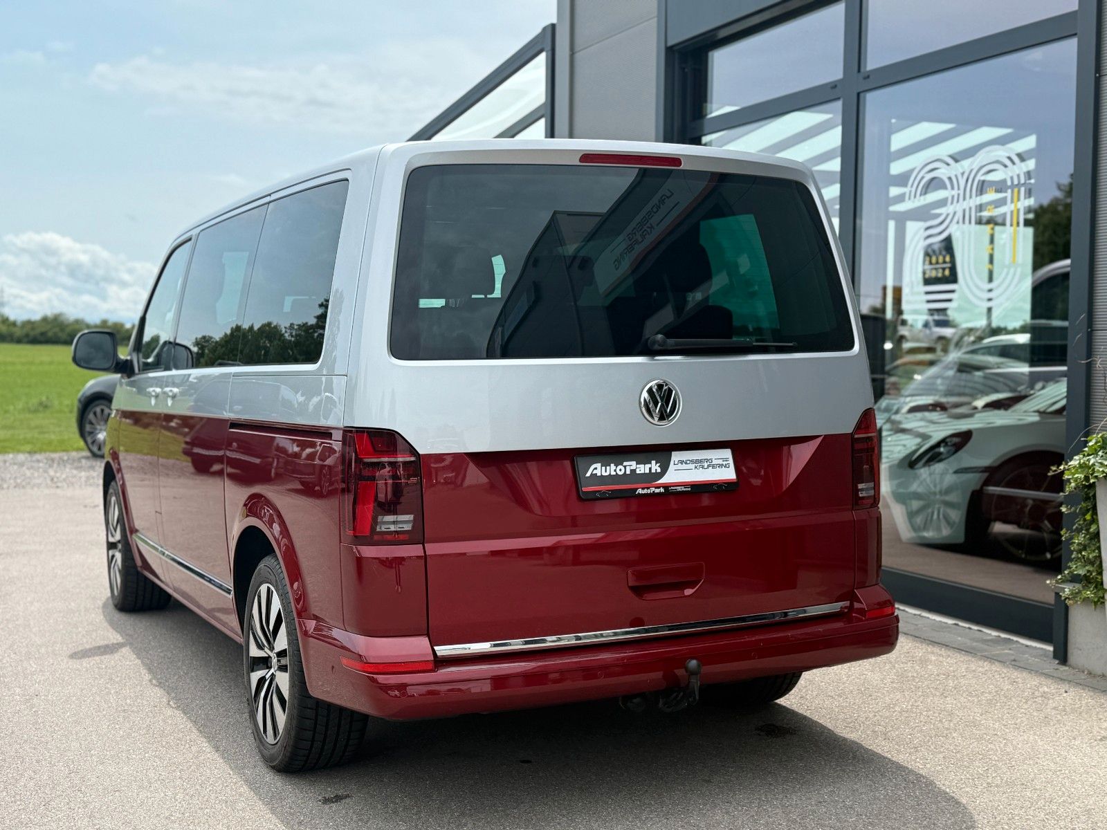Volkswagen T6.1 MULTIVAN TDI 4MOTION DSG - Samsaru's Car Outlet