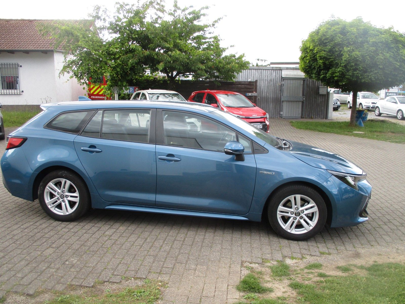 Toyota Corolla 1.8 Hybrid Comfort Touring Sports - Samsaru's Car Outlet