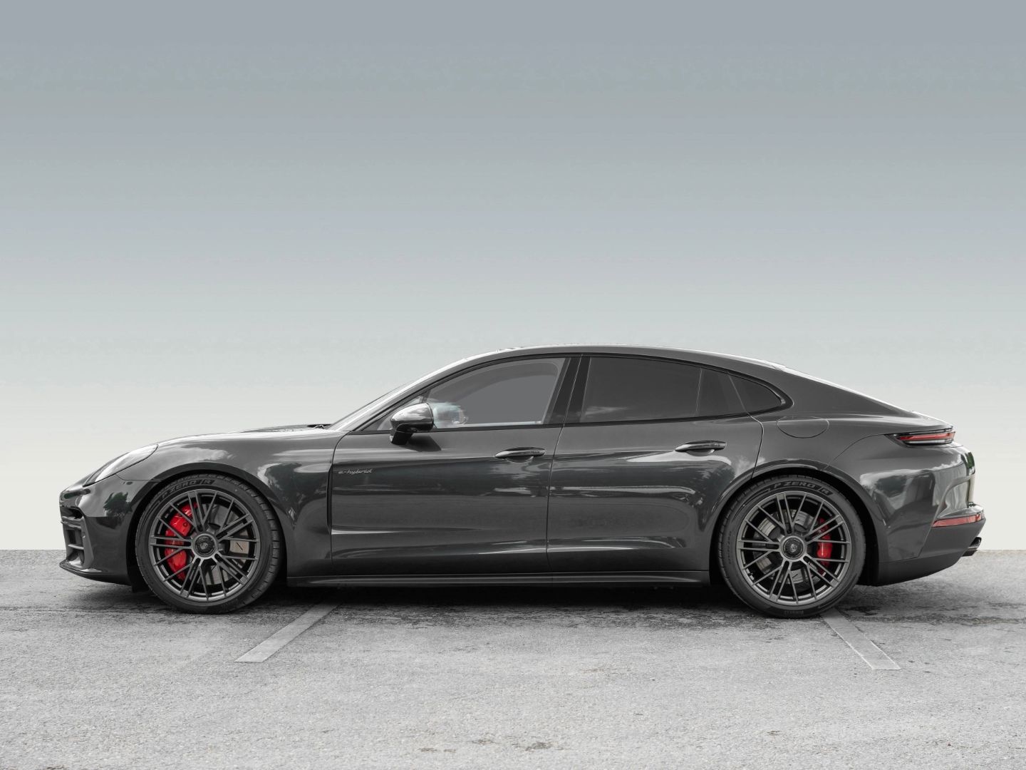 Porsche Panamera Turbo E-Hybrid Surround View Nachtsicht