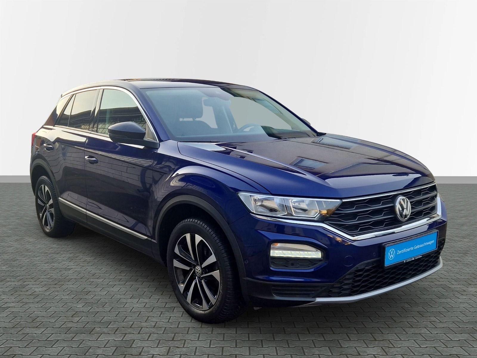 Volkswagen T-Roc IQ.DRIVE - Samsaru's Car Outlet