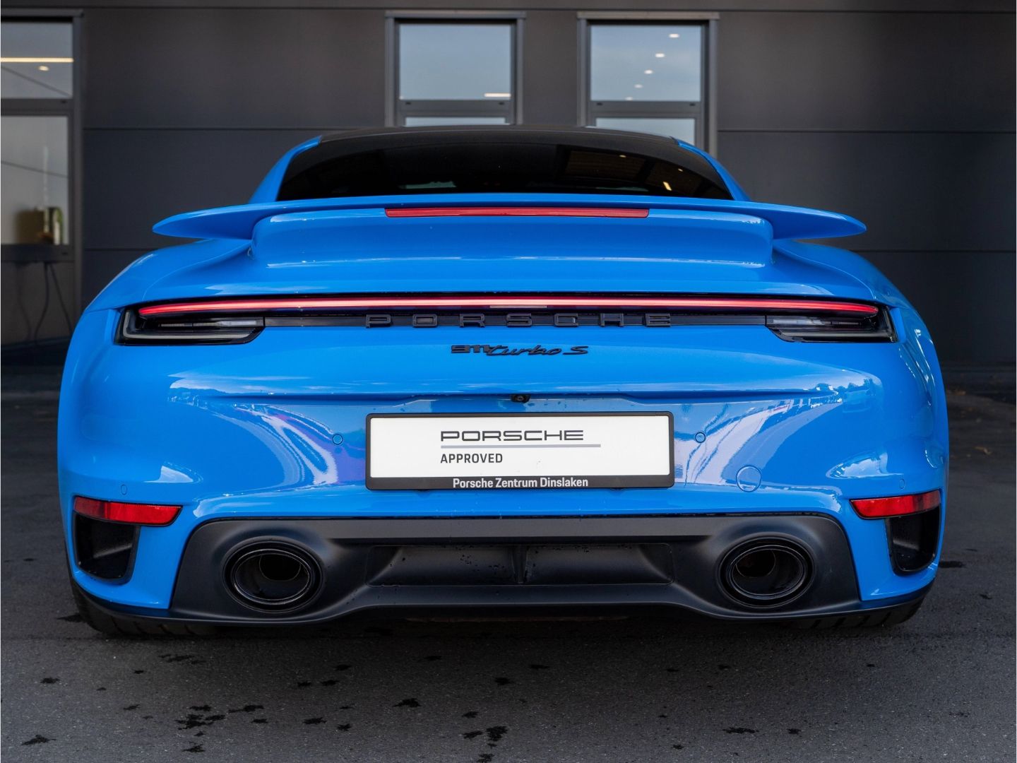Porsche 911 Turbo S Lift PCCB Burmester InnoDrive