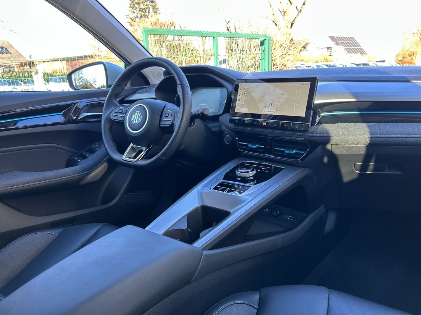 MG5 Luxury Kamera SHZ ACC LED-Scheinwerfer Navi