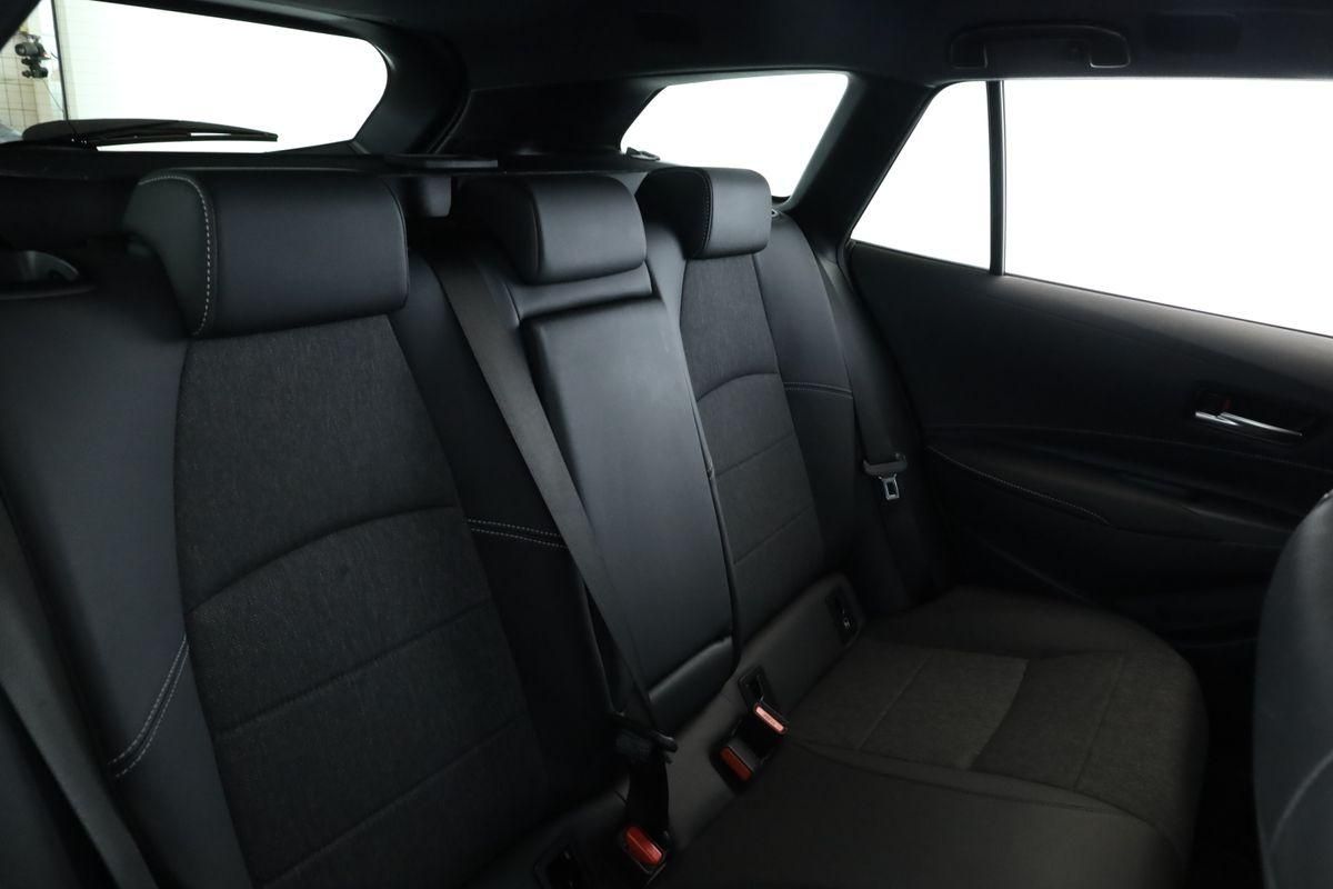 Toyota Corolla Touring Sports 2.0 CVT Team D Navi Kam
