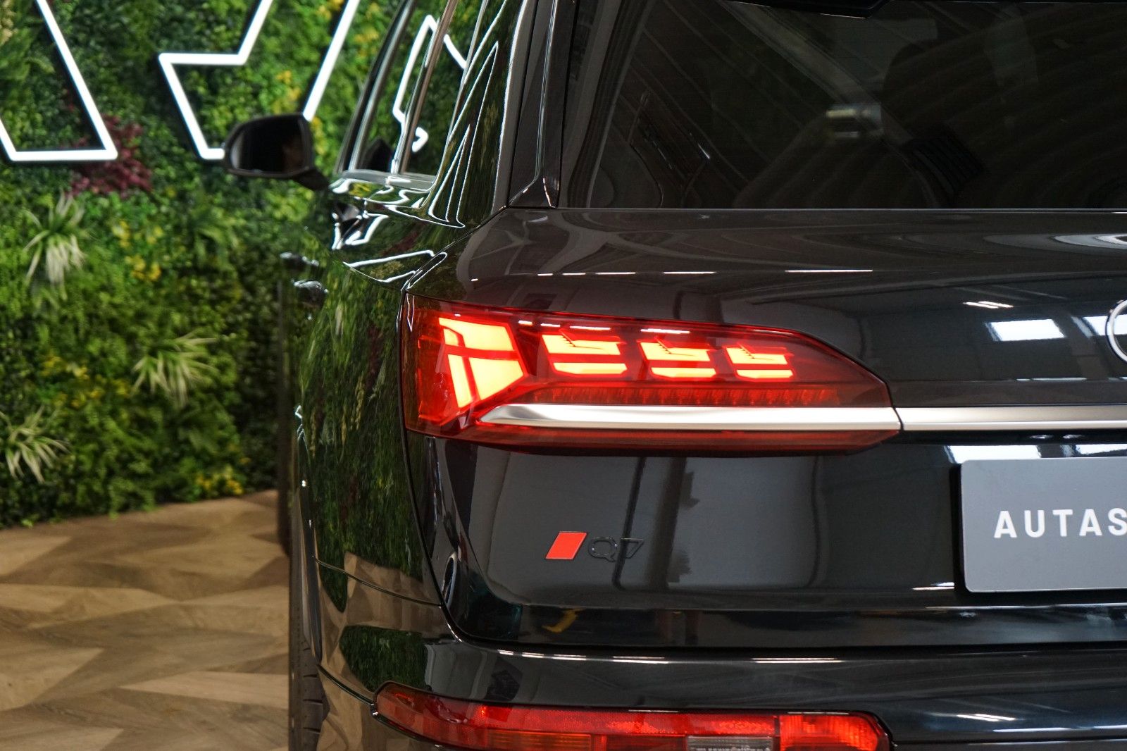 Audi Q7*50TDI*S-LINE*TOW*MATRIX*B&O*WARRANTY*74.298€